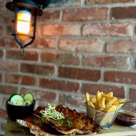 Отель Ratskeller 3*